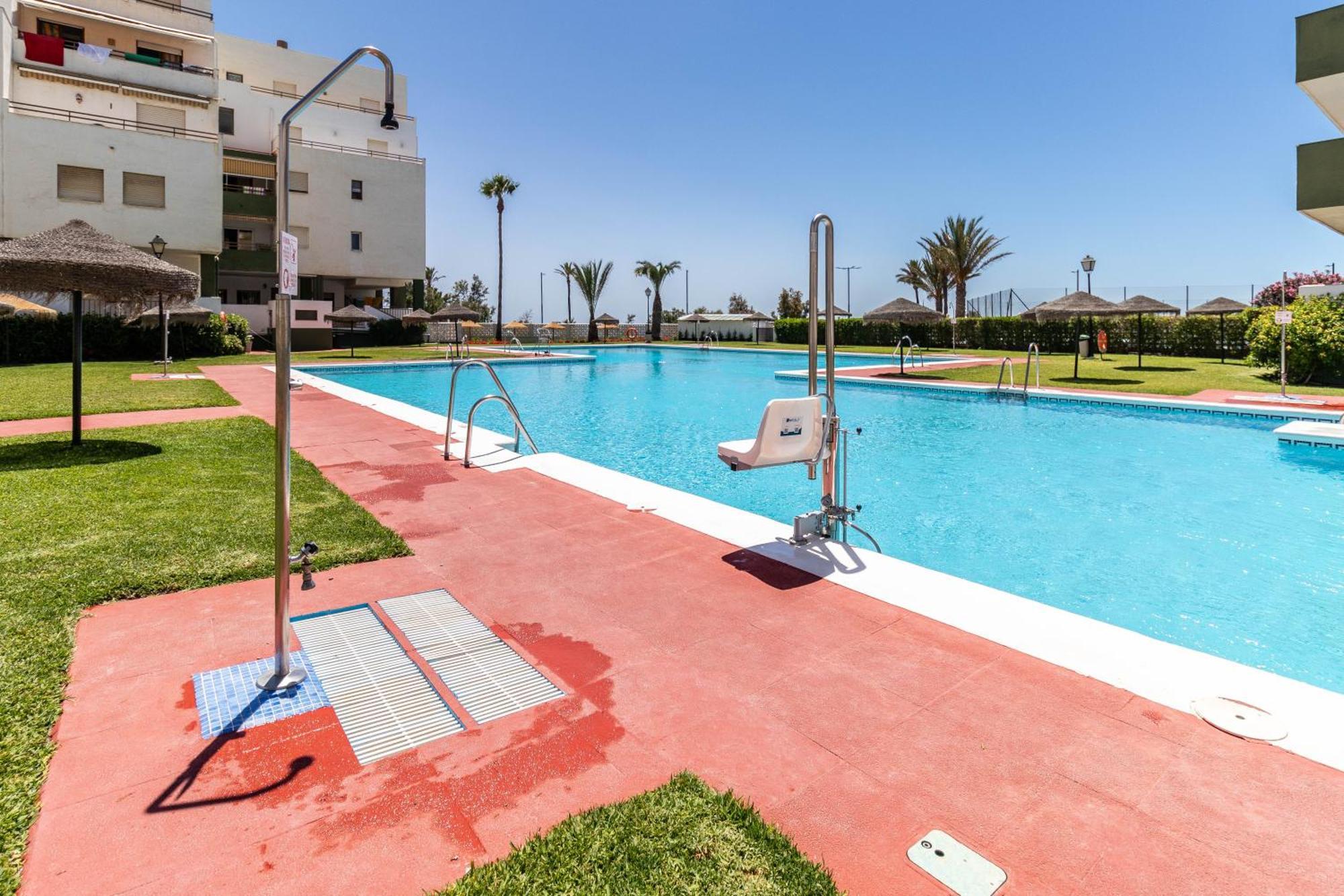 Rentitspain Moderno Apartamento Calaverde Frente Al Mar Салобрения Экстерьер фото